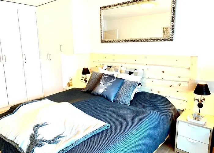 Holiday Apartment Bolgen - Close To Everything! Bolgen, Jakobshorn, Bus Stop, Train Station, Supermarket, Ski School, Ski Rentals, Restaurants And More!