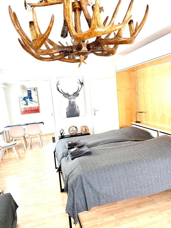 Sehr Zentral Beim Jakobshorn, Bolgen, Skischule, Skivermietung, Bahnhof, Supermarkt, Restaurants, Wifi, Netflix Und Voll Ausgestattet - Bolgen Apartment Davos