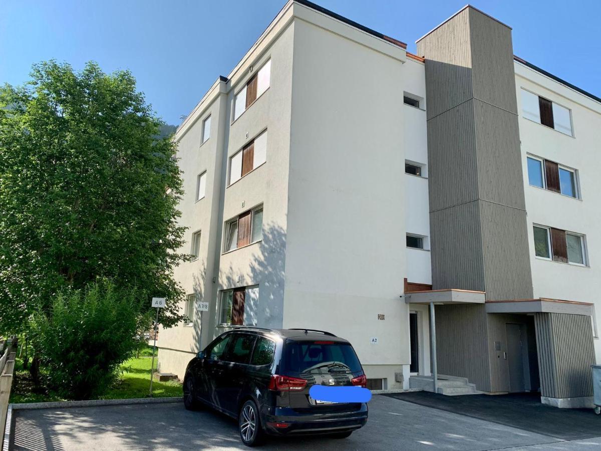 Apartment Sehr Zentral Beim Jakobshorn, Bolgen, Skischule, Skivermietung, Bahnhof, Supermarkt, Restaurants, Wifi, Netflix Und Voll Ausgestattet - Bolgen *